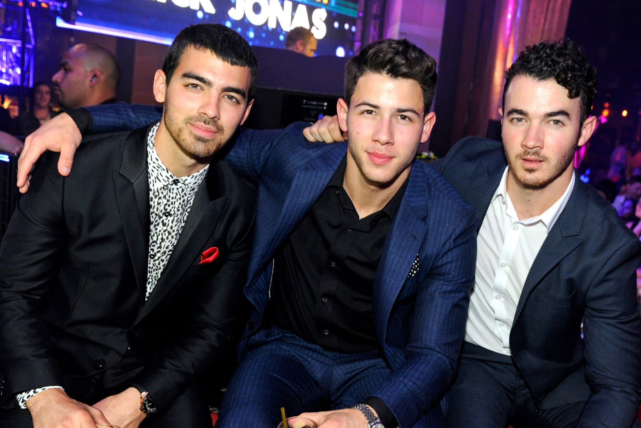 Jonas Brothers (Джонас Бразерс): Биография группы
