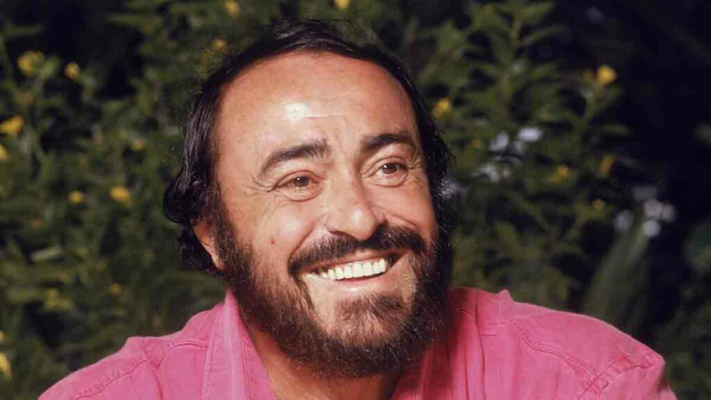 Luciano Pavarotti (Лучано Паваротти): Биография певца