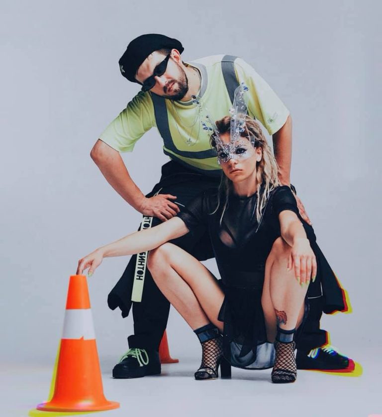 Бамбинтон Биография группы Salve Music