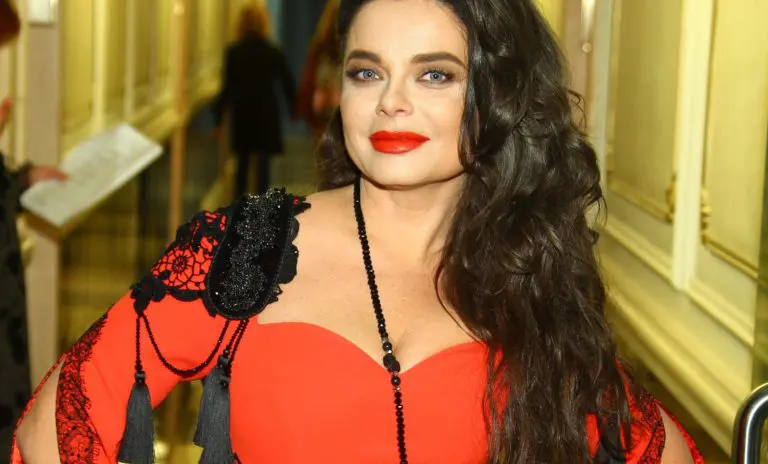 Styuardessa bilan jinsiy aloqa