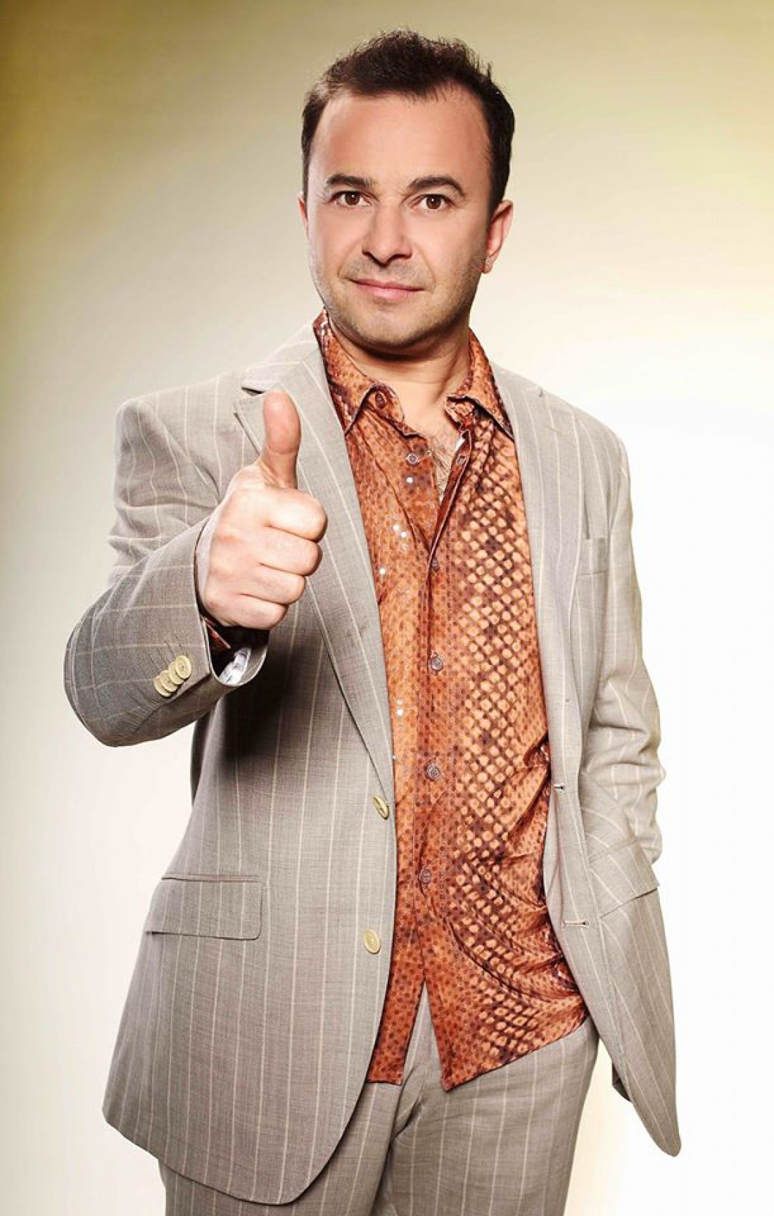 Виктор Павлик: Биография артиста - Salve Music