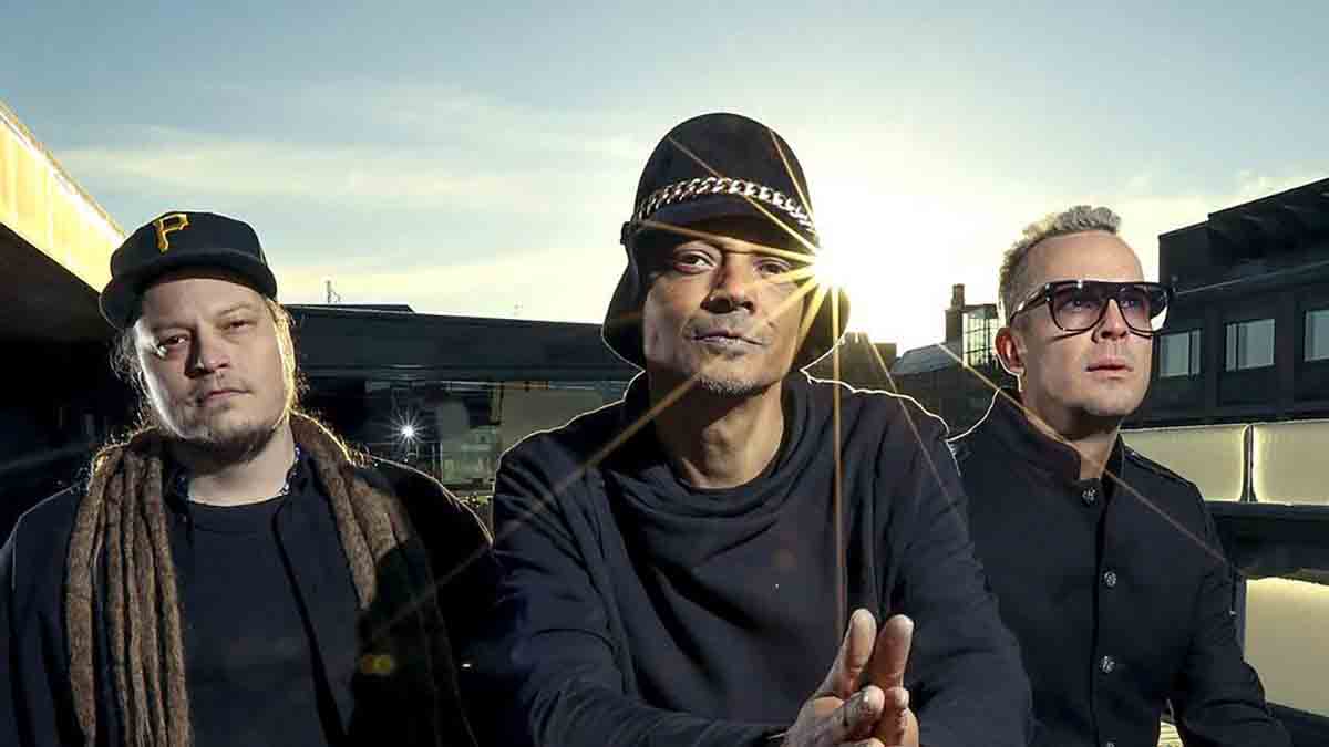 Sash Band Biography Salve Music
