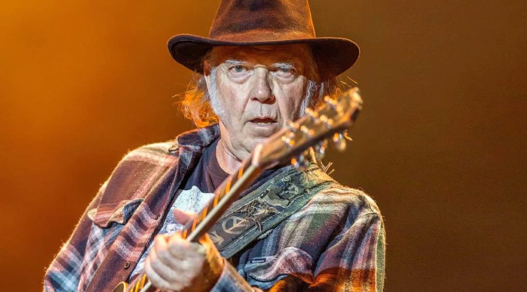 Neil Young (Нил Янг): Биография артиста