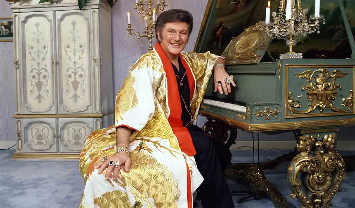 Liberace (Либераче): Биография артиста