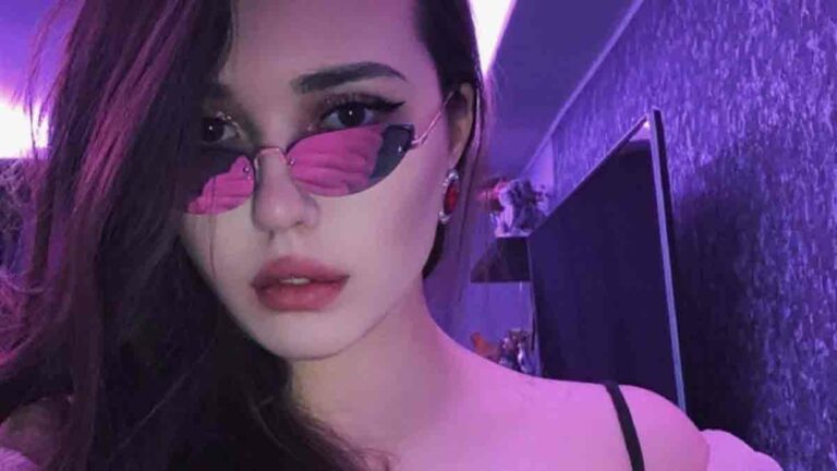 Жетілген үй шаруасындағы әйел порно