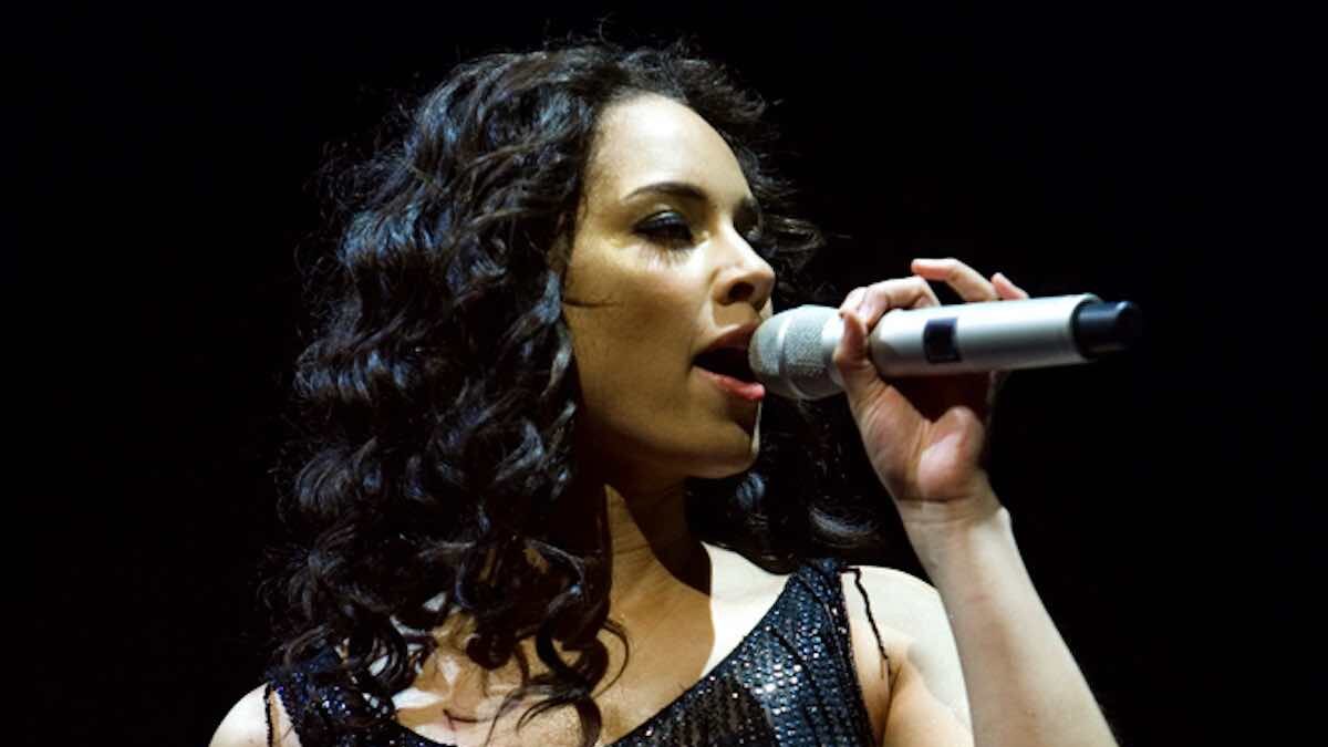 Alicia Keys (Алиша Киз): Биография певицы