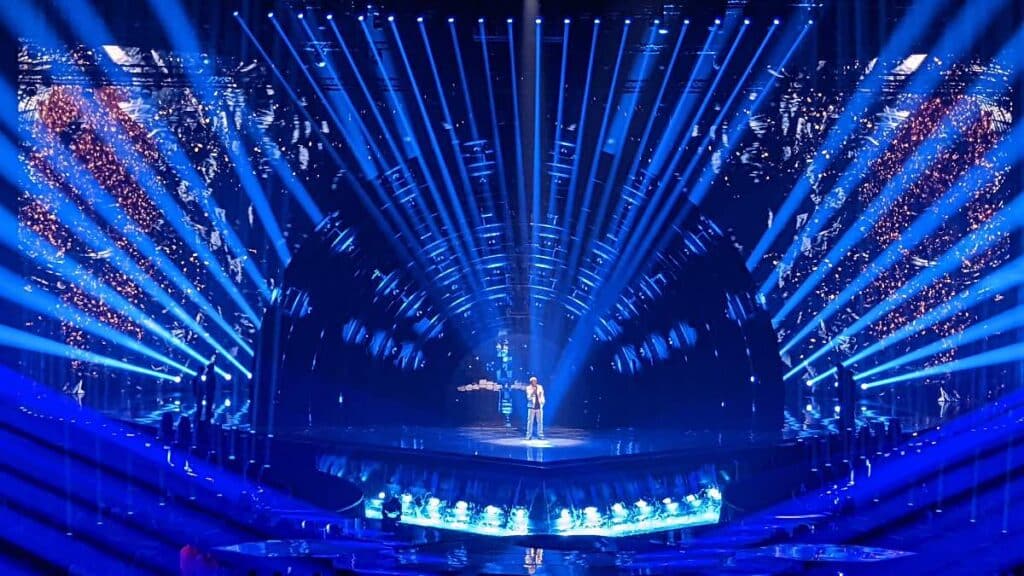Jérémie Makiese biography portrait — Belgian singer at Eurovision 2022.