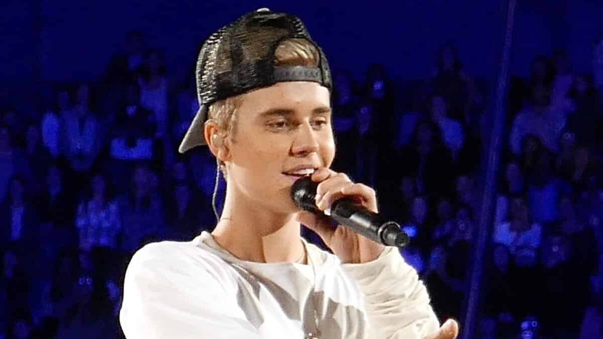 Justin Bieber (Джастин Бибер): Биография артиста