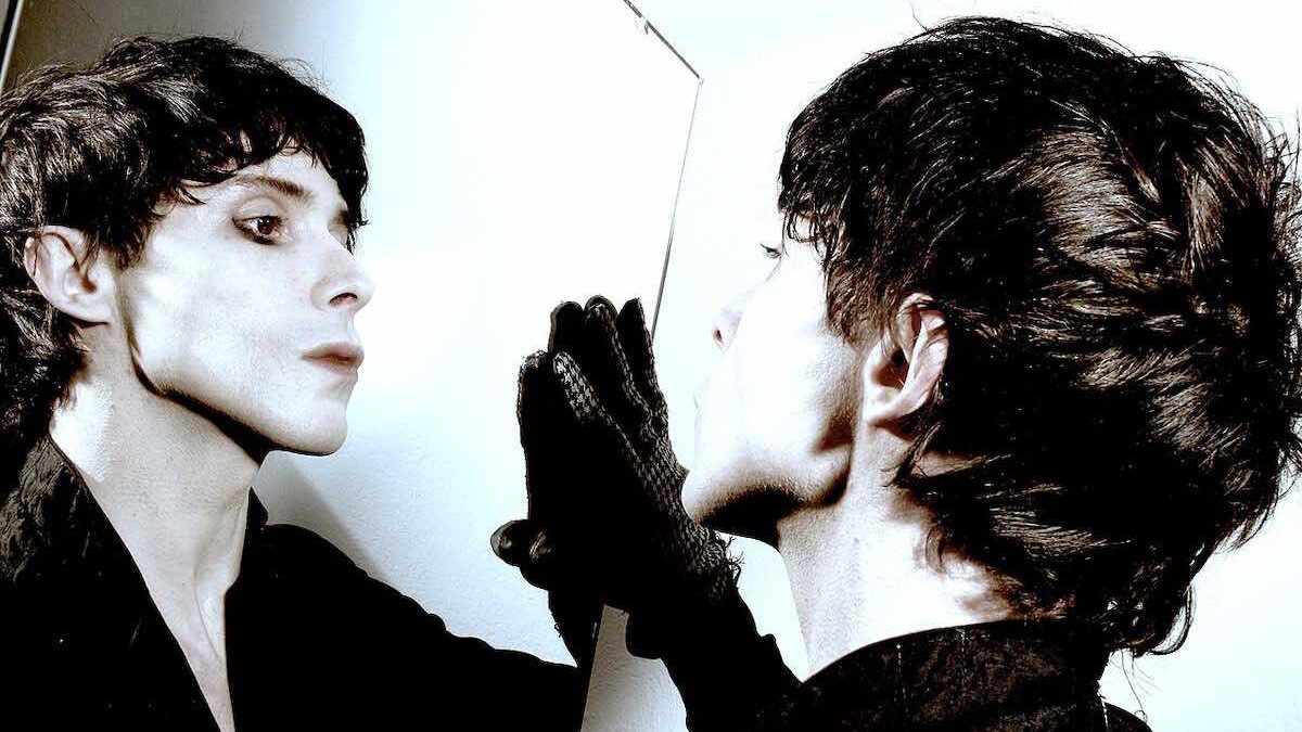 IAMX: Биография группы