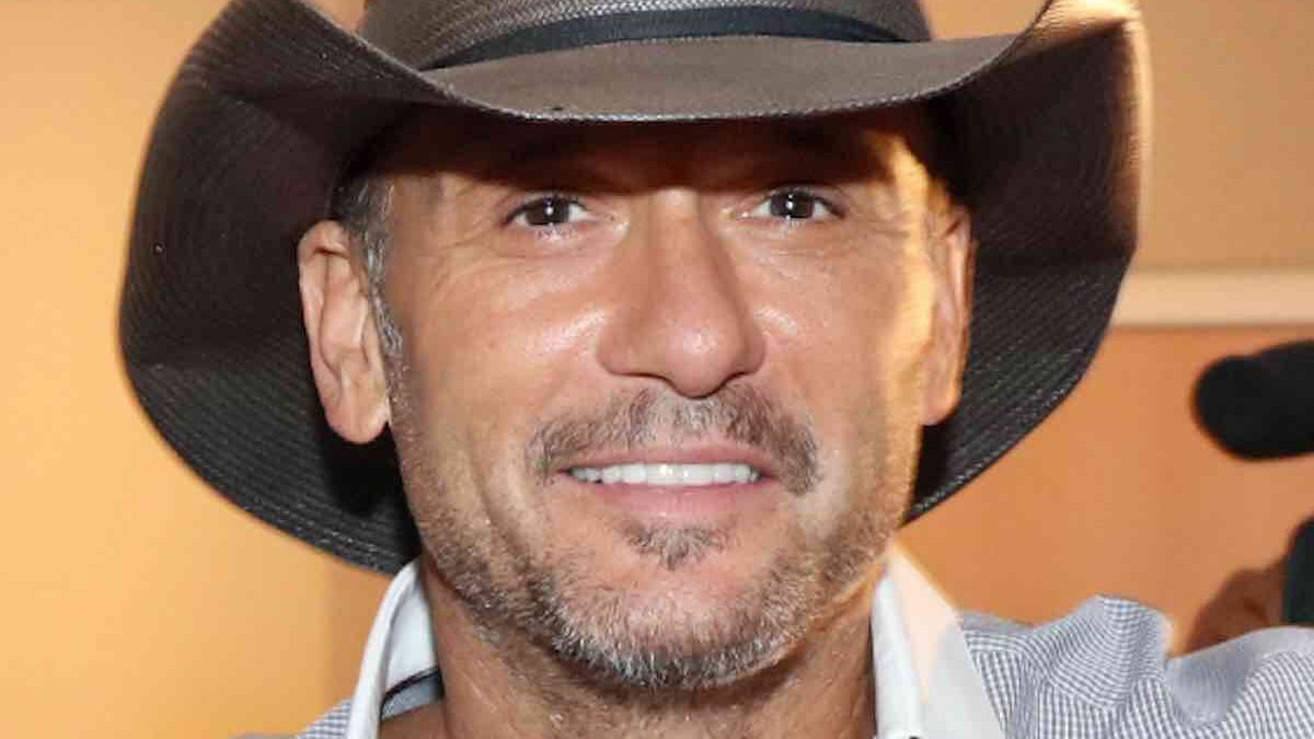 Tim McGraw (Тим Макгро): Биография артиста